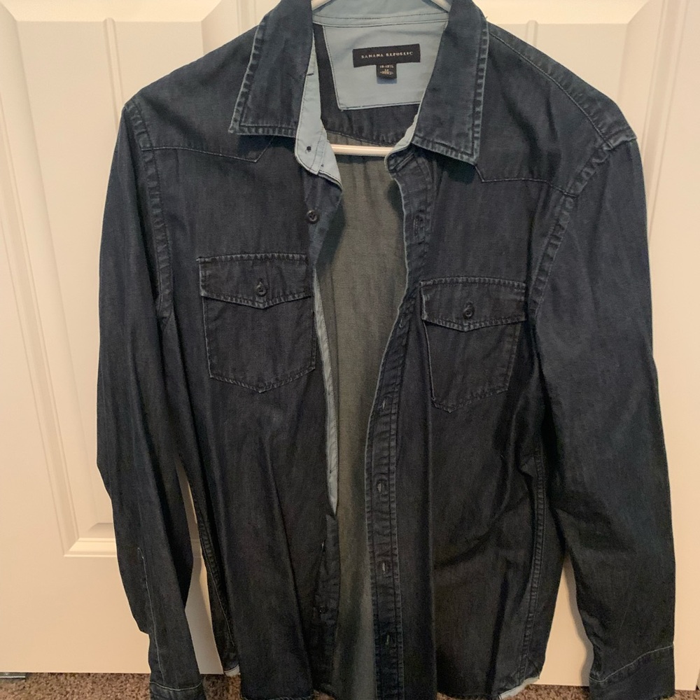 Men’s dark denim button down Banana Republic